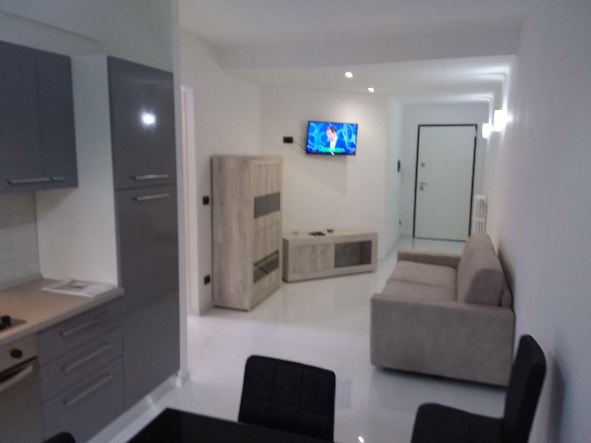 Zona Chiesa Russa Apartment ซานเรโม ภายนอก รูปภาพ